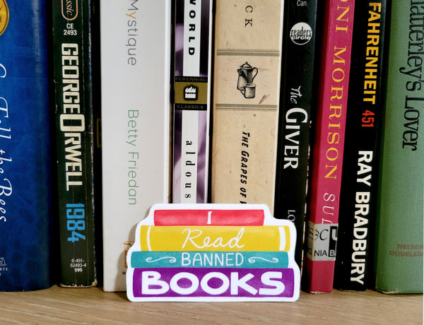 I Read Banned Books Vinyl Sticker, 3.25"